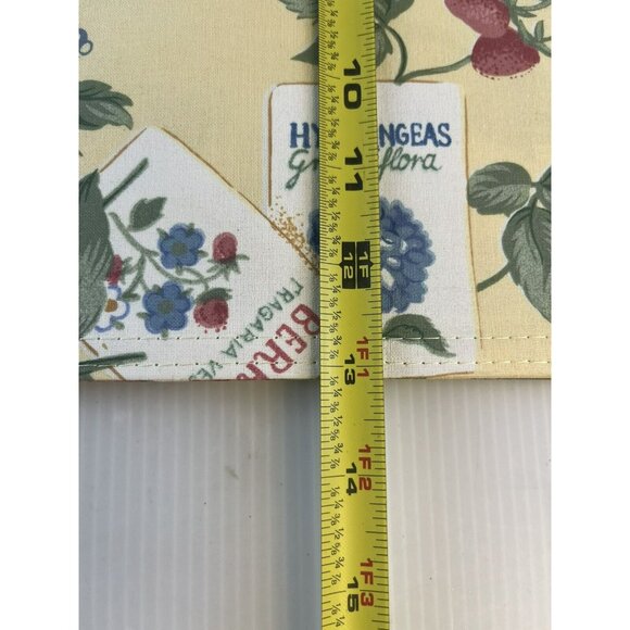 Set 4 Placemats Hydrangea Floral Themed Bardwil Linens Fabric NEW - Picture 3 of 6